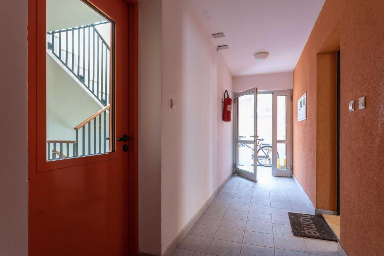 Spacious Apartment In Radnicka Business Zone - Free Parking Zagreb Exterior photo