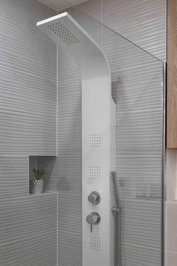 Spacious Apartment In Radnicka Business Zone - Free Parking Zagreb Exterior photo